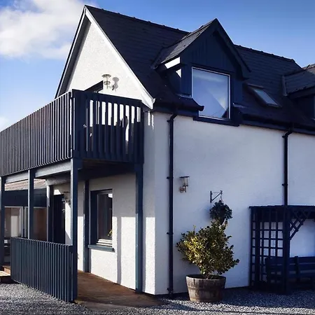 Rowan Cottage Self Catering Portree Exterior photo